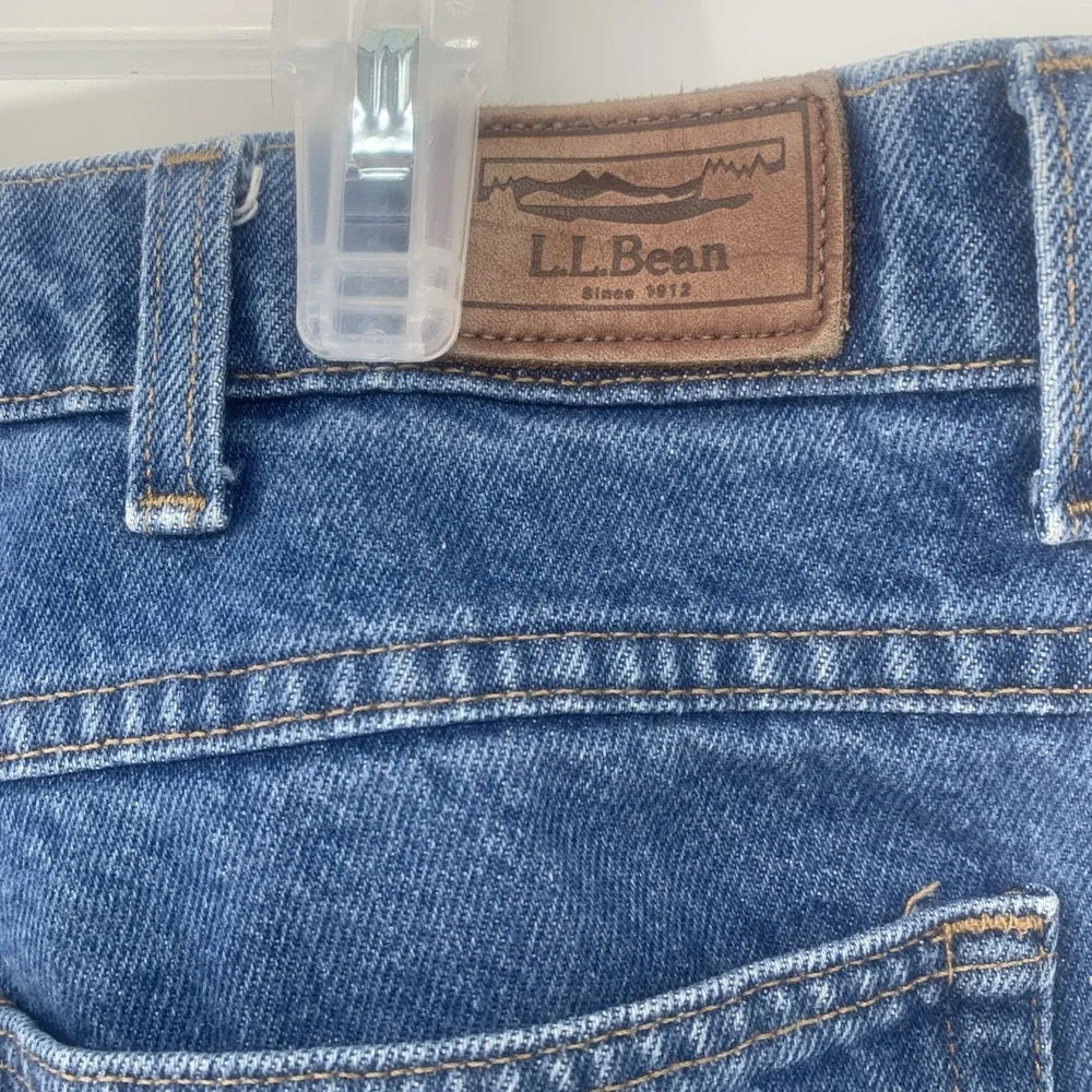 LL Bean Mens Relaxed Fit Jeans 40x34 Blue Medium Wash 100% Cotton Straight Leg